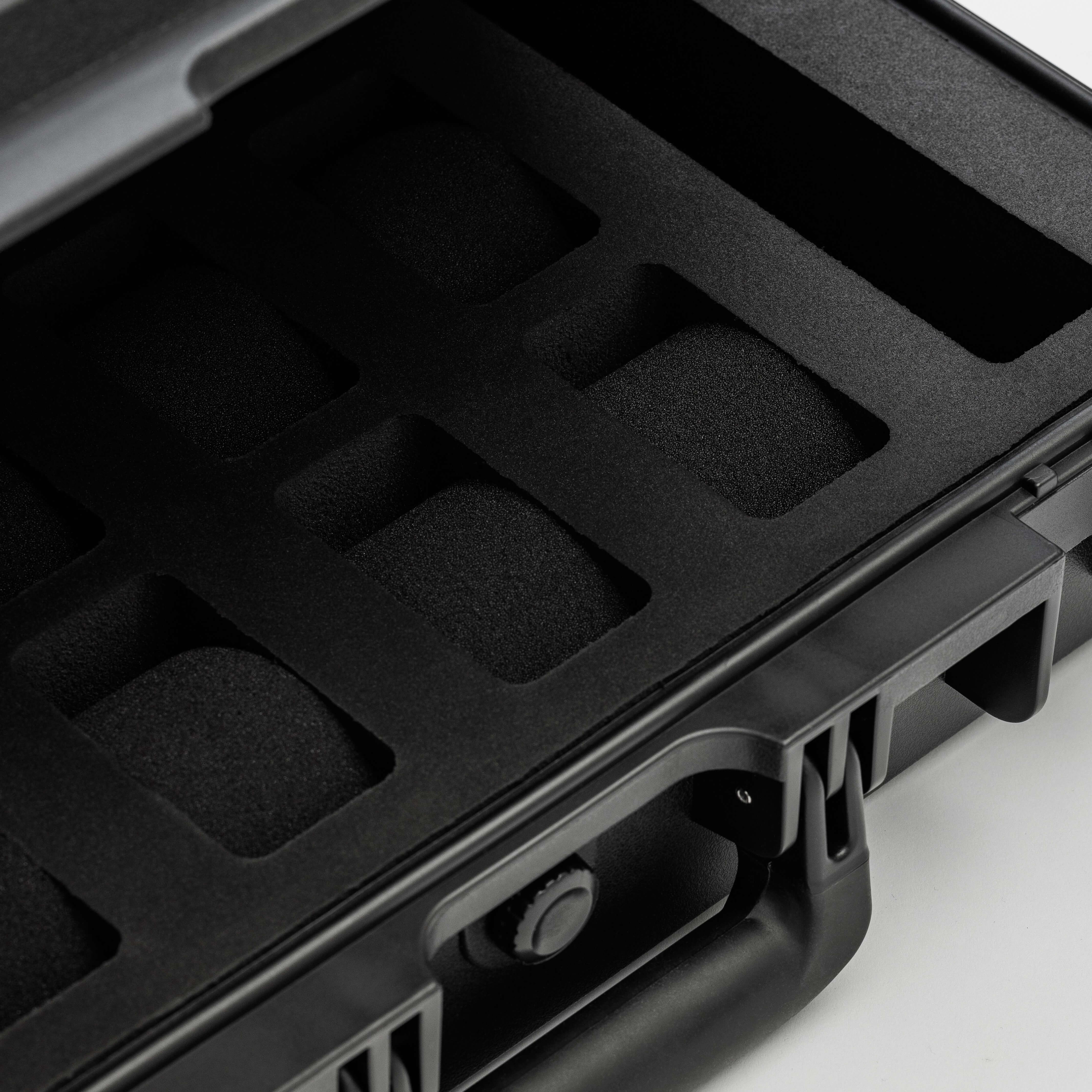 Stirling 15 Piece Watch Case - Image 4
